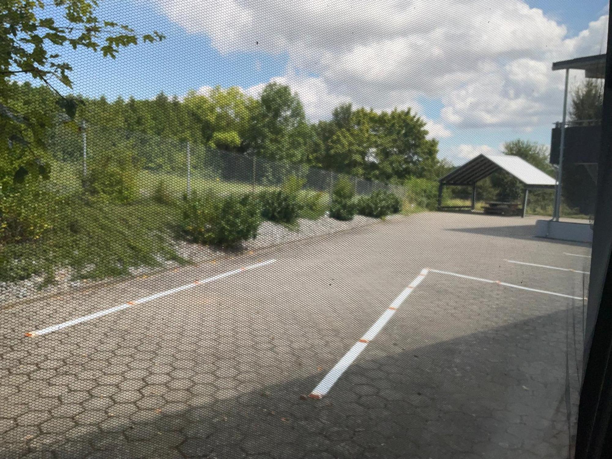 Gaestehaus Wuerzburg 24H Estenfeld Exterior photo